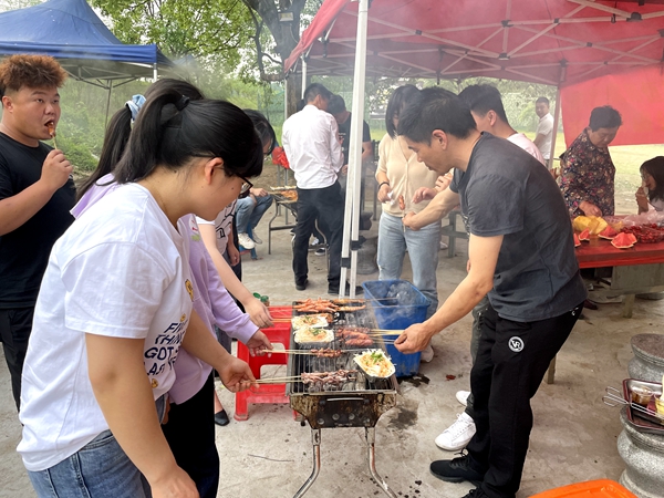 ea1d4eb50d2c65889d3e9ad14b08e2b.jpg ea1d4eb50d2c65889d3e9ad14b08e2b.jpg