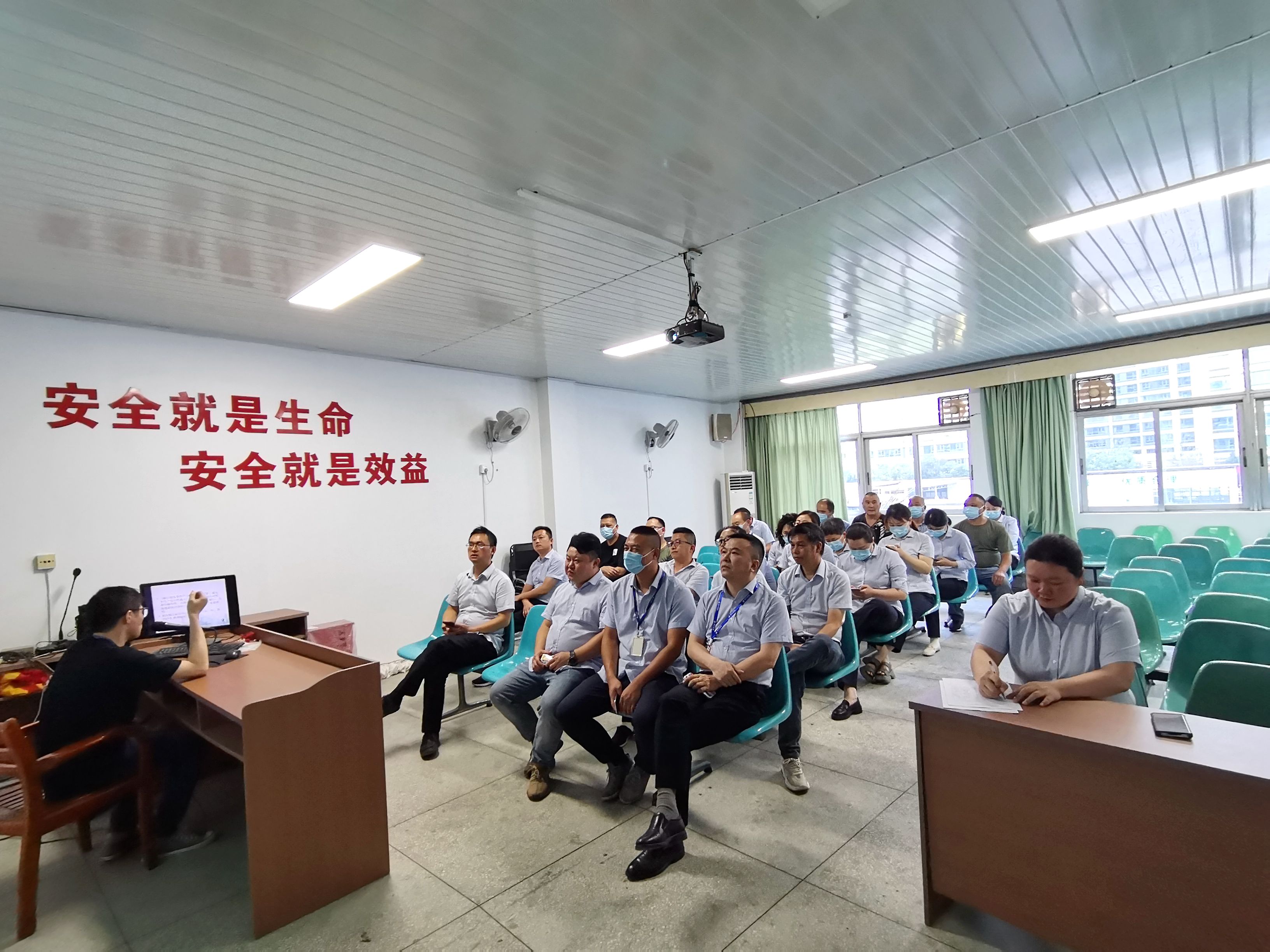 ba6fba1895a96c55ea2739c2ba043e2.jpg ba6fba1895a96c55ea2739c2ba043e2.jpg