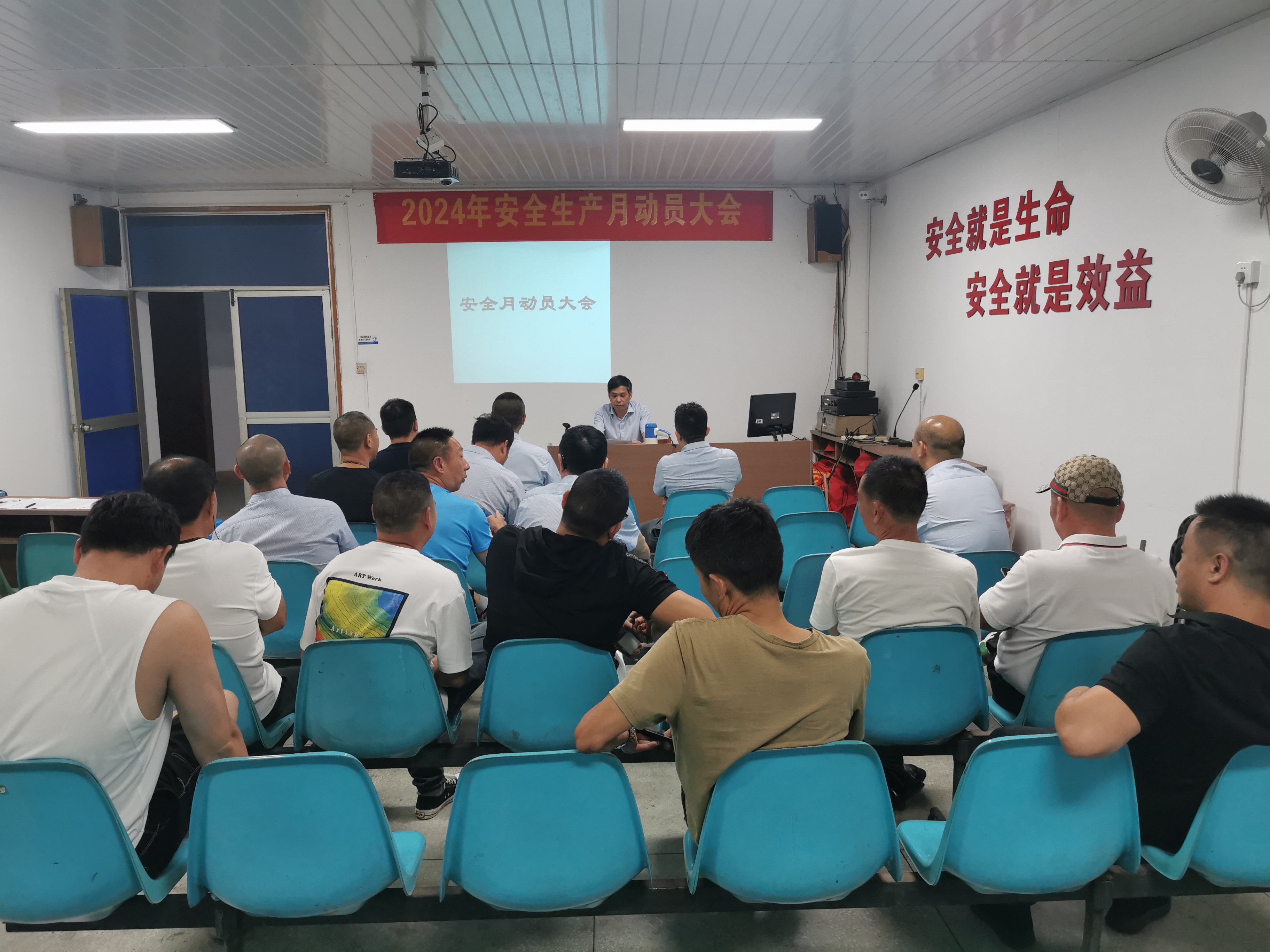 c6075c9bd40003a356fe4ec65ef672f.jpg c6075c9bd40003a356fe4ec65ef672f.jpg