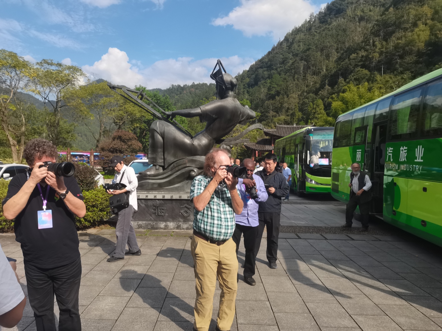 微信图片_20241012170625_副本.jpg 微信图片_20241012170625_副本.jpg