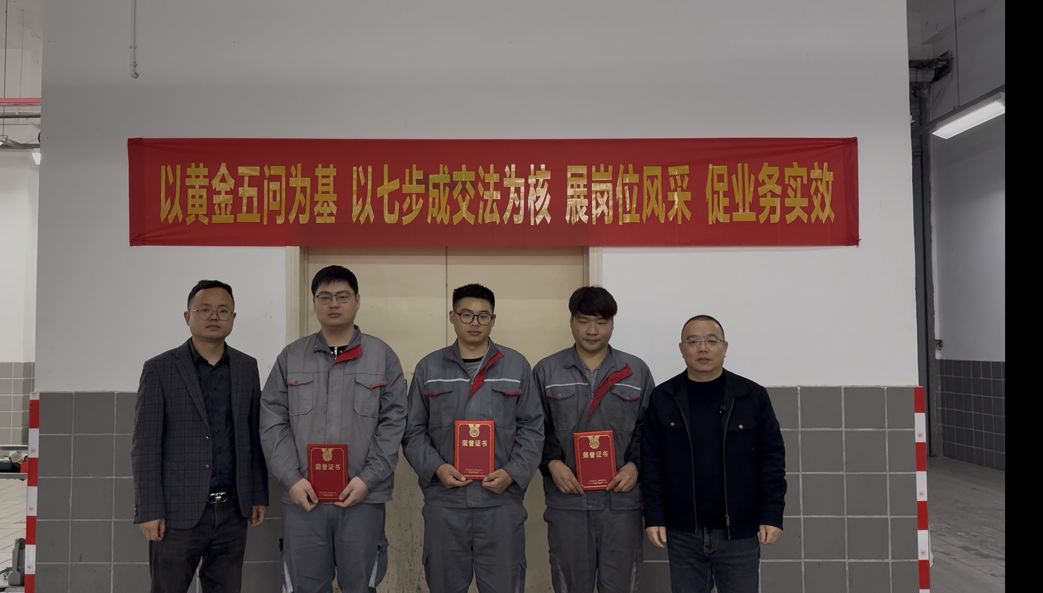 f192a3d563bd21f90dfd659e9d3c8f30.jpg f192a3d563bd21f90dfd659e9d3c8f30.jpg